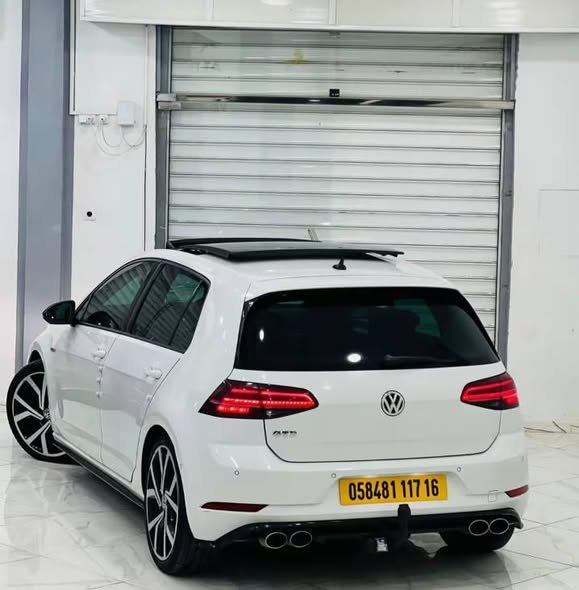 Volkswagen Golf 7 GTD à louer